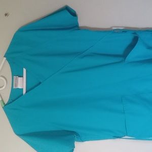 Nursing scrub top